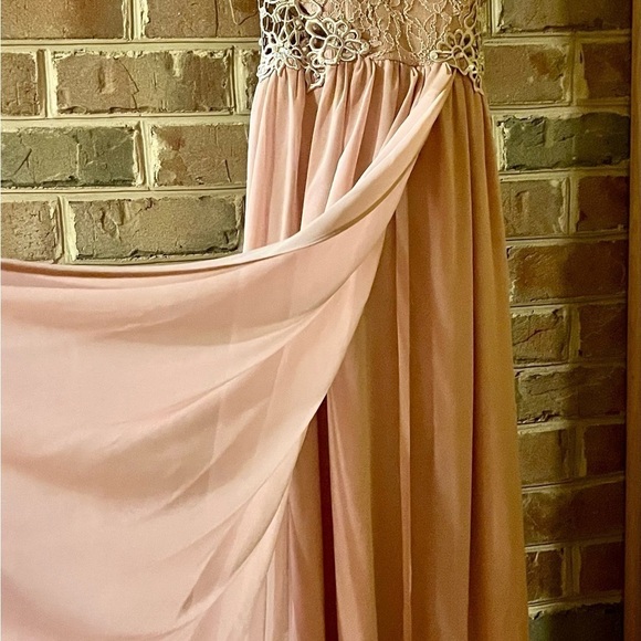 City Studio Size 0 Pale Pink Prom Pageant Gown Tulip Style Beaded Modest Sequin - Picture 5 of 12